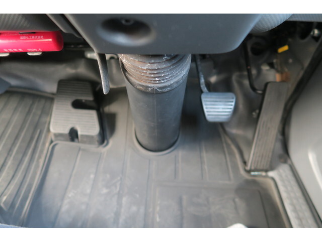 日野デュトロ冷凍車（冷蔵車）小型（2t・3t）[写真28]