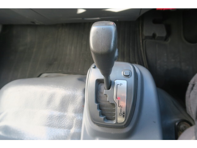 日野デュトロ冷凍車（冷蔵車）小型（2t・3t）[写真35]