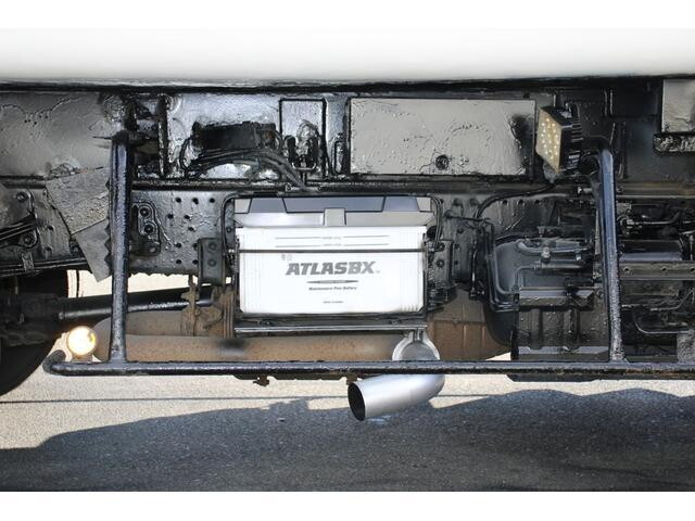 いすゞフォワードパッカー車（塵芥車）中型（4t）[写真24]