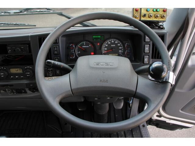 いすゞフォワードパッカー車（塵芥車）中型（4t）[写真29]