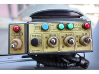 いすゞフォワードパッカー車（塵芥車）中型（4t）[写真33]