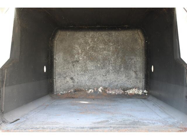 いすゞエルフパッカー車（塵芥車）小型（2t・3t）[写真15]