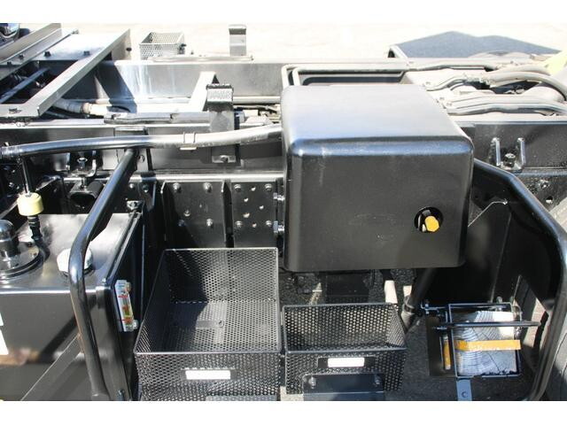 いすゞエルフパッカー車（塵芥車）小型（2t・3t）[写真21]