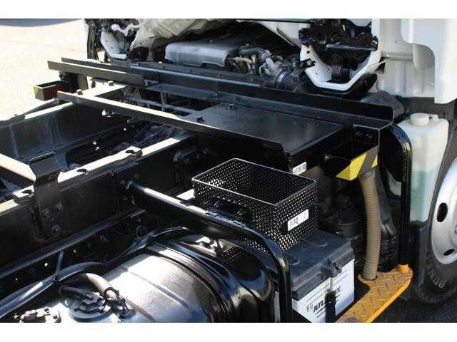 いすゞエルフパッカー車（塵芥車）小型（2t・3t）[写真23]