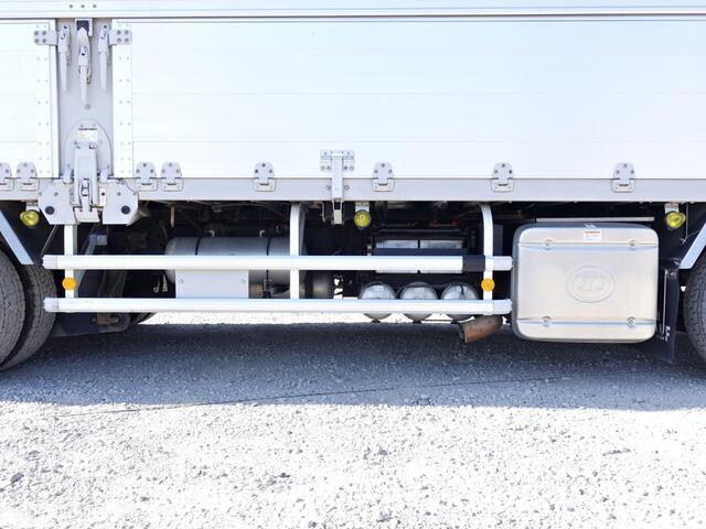 UDトラックスクオンアルミウイング大型（10t）[写真17]