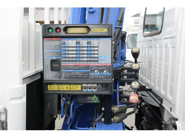 いすゞエルフクレーン4段小型（2t・3t）[写真20]