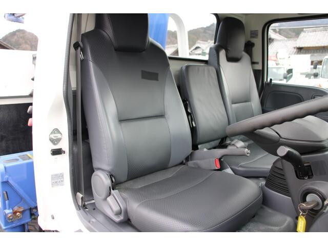 いすゞエルフクレーン4段小型（2t・3t）[写真36]