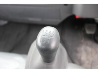 いすゞエルフクレーン4段小型（2t・3t）[写真38]