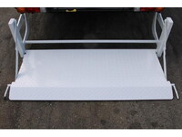 三菱ふそうキャンター平ボディ小型（2t・3t）[写真15]