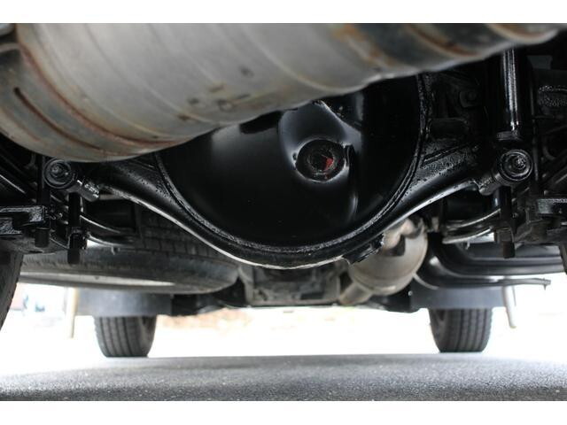 三菱ふそうキャンター平ボディ小型（2t・3t）[写真18]