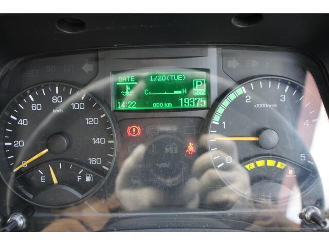 三菱ふそうキャンター平ボディ小型（2t・3t）[写真26]