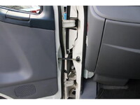 三菱ふそうキャンター平ボディ小型（2t・3t）[写真34]