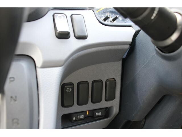 三菱ふそうキャンター平ボディ小型（2t・3t）[写真34]