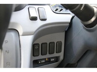 三菱ふそうキャンター平ボディ小型（2t・3t）[写真35]