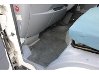 三菱ふそうキャンター平ボディ小型（2t・3t）[写真38]