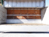 いすゞフォワードアルミウイング増トン（6t・8t）[写真11]