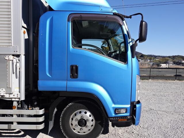 いすゞフォワードアルミウイング増トン（6t・8t）[写真04]