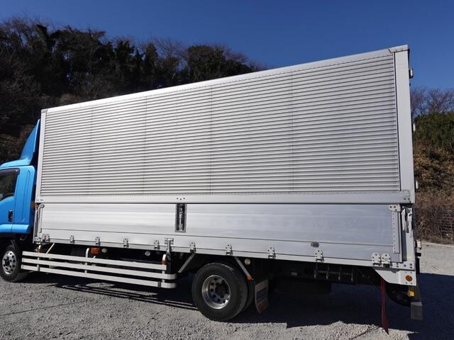 いすゞフォワードアルミウイング増トン（6t・8t）[写真07]