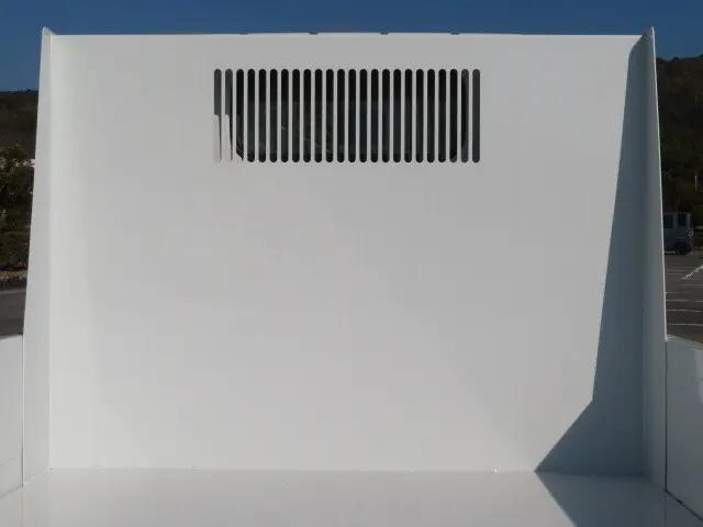 三菱ふそうキャンターダンプ小型（2t・3t）[写真23]