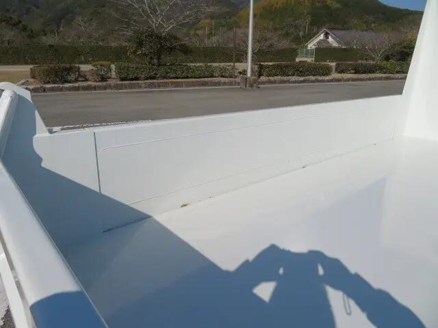 三菱ふそうキャンターダンプ小型（2t・3t）[写真24]