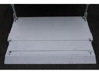 いすゞエルフ平ボディ小型（2t・3t）[写真18]