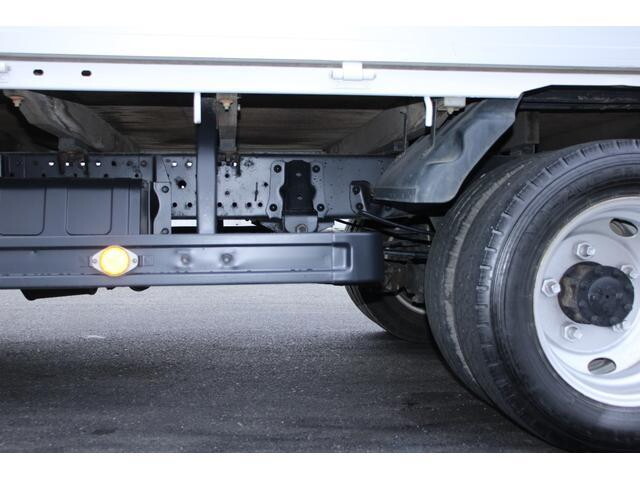 いすゞエルフ平ボディ小型（2t・3t）[写真23]