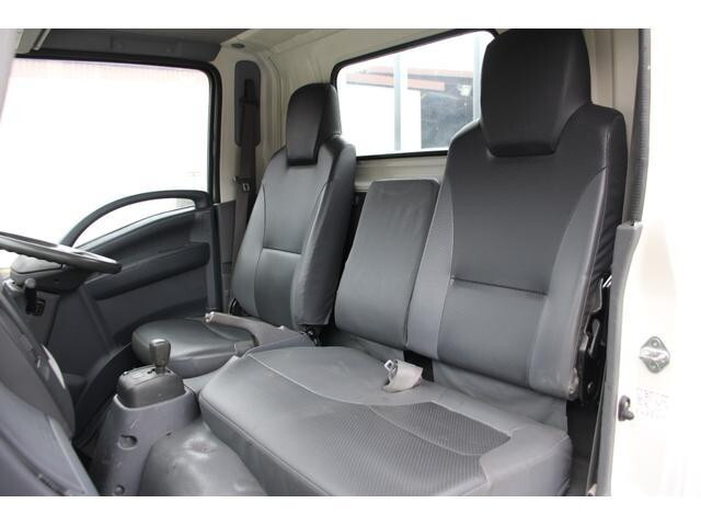 いすゞエルフ平ボディ小型（2t・3t）[写真39]