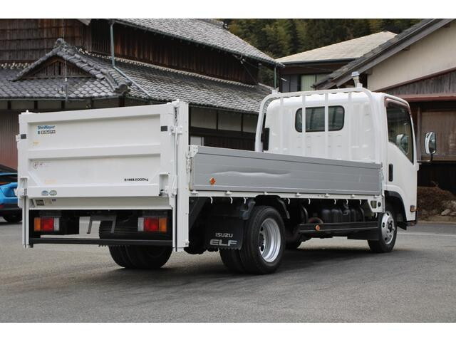 いすゞエルフ平ボディ小型（2t・3t）[写真04]