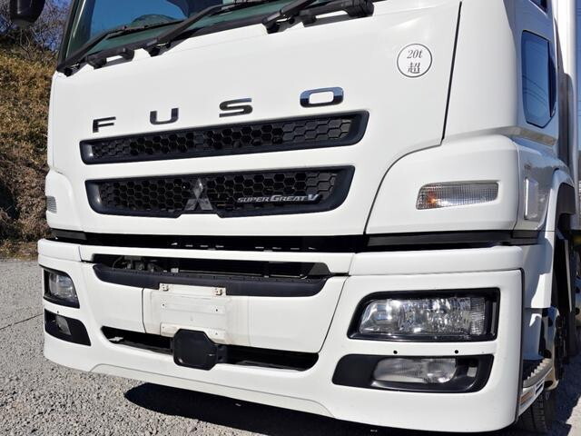 三菱ふそうスーパーグレート冷凍車（冷蔵車）大型（10t）[写真04]