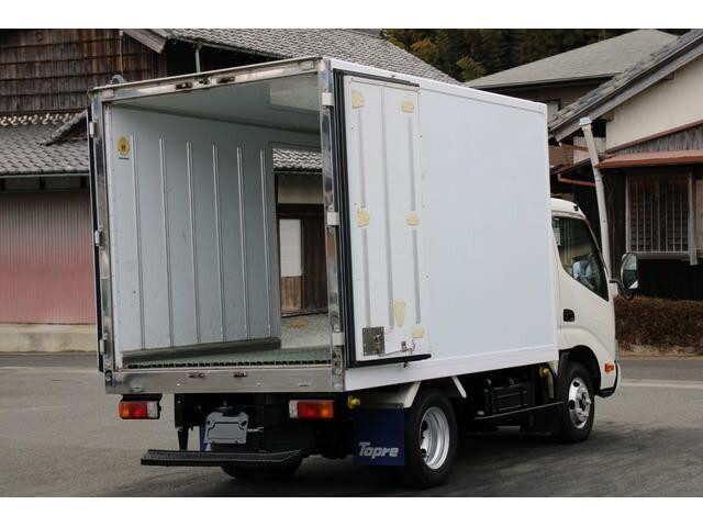 日野デュトロ冷凍車（冷蔵車）小型（2t・3t）[写真13]