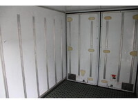 日野デュトロ冷凍車（冷蔵車）小型（2t・3t）[写真16]