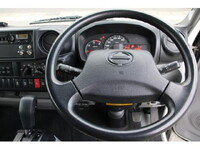 日野デュトロ冷凍車（冷蔵車）小型（2t・3t）[写真31]