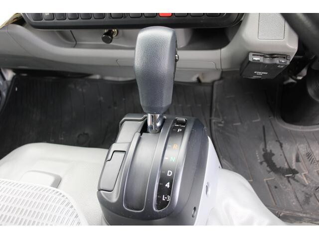 日野デュトロ冷凍車（冷蔵車）小型（2t・3t）[写真36]