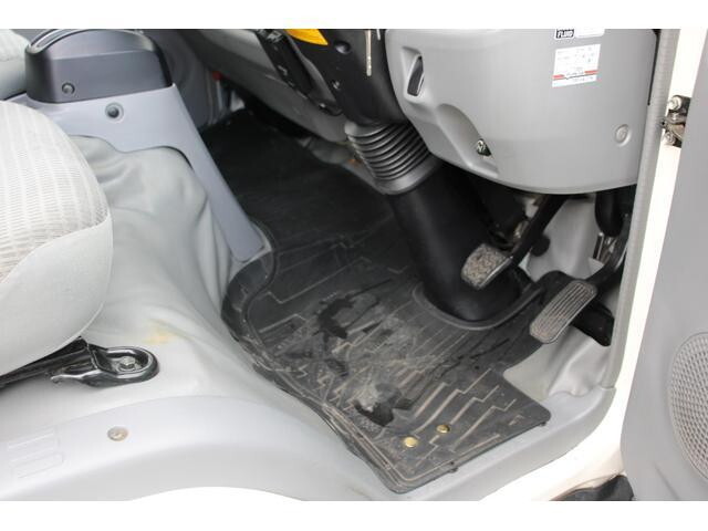 日野デュトロ冷凍車（冷蔵車）小型（2t・3t）[写真39]