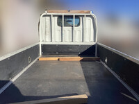 三菱ふそうキャンター平ボディ小型（2t・3t）[写真09]