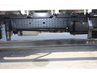 三菱ふそうキャンター平ボディ小型（2t・3t）[写真18]