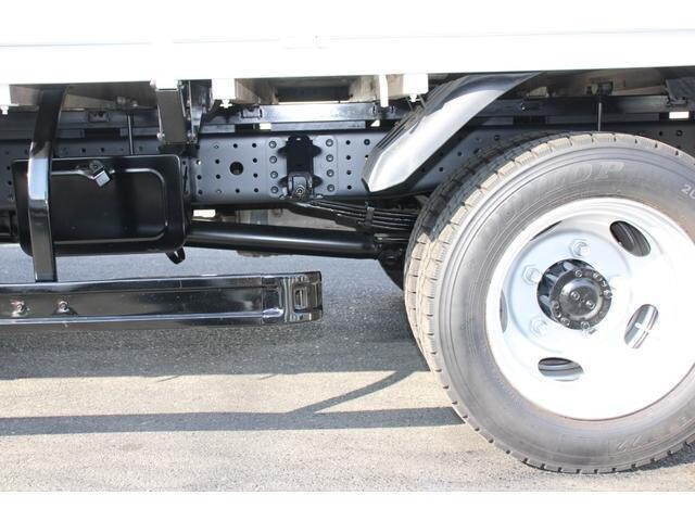 三菱ふそうキャンター平ボディ小型（2t・3t）[写真20]