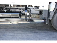 三菱ふそうキャンター平ボディ小型（2t・3t）[写真25]