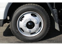 三菱ふそうキャンター平ボディ小型（2t・3t）[写真27]