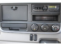 三菱ふそうキャンター平ボディ小型（2t・3t）[写真34]