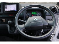 三菱ふそうローザマイクロバス[写真31]