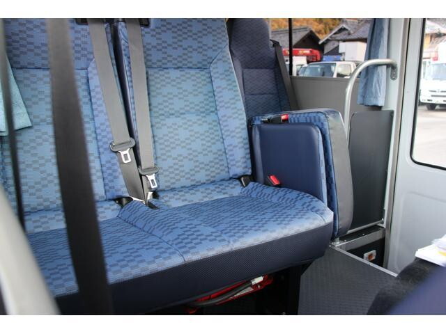 三菱ふそうローザマイクロバス[写真38]