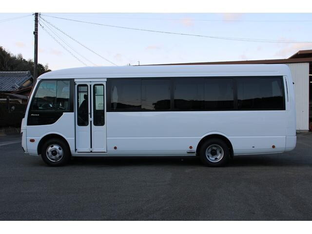 三菱ふそうローザマイクロバス[写真04]