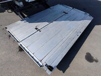 UDトラックスコンドルアルミウイング中型（4t）[写真13]