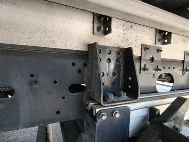 UDトラックスコンドルアルミウイング中型（4t）[写真15]