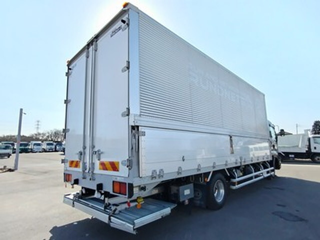 UDトラックスコンドルアルミウイング中型（4t）[写真06]