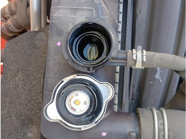 いすゞフォワード深ダンプ（土砂禁ダンプ）増トン（6t・8t）[写真21]