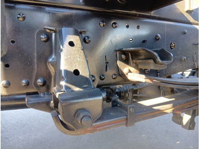 いすゞエルフセーフティローダー小型（2t・3t）[写真10]