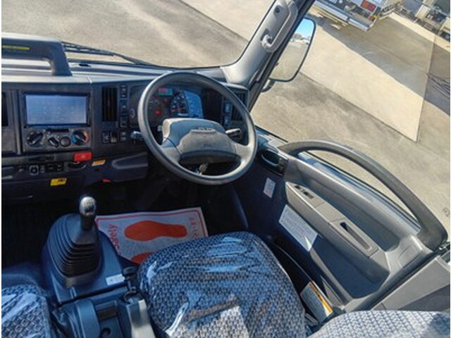 いすゞエルフセーフティローダー小型（2t・3t）[写真25]