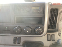 三菱ふそうキャンター平ボディ小型（2t・3t）[写真34]